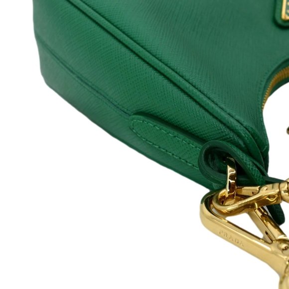 PRADA  Re-Edition 2005 Saffiano Leather Shoulder Bag Green - Picture 6 of 14